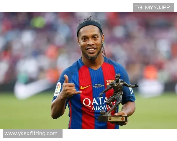 四位足球明星后卫的传奇故事与他们对比赛的影响力分析